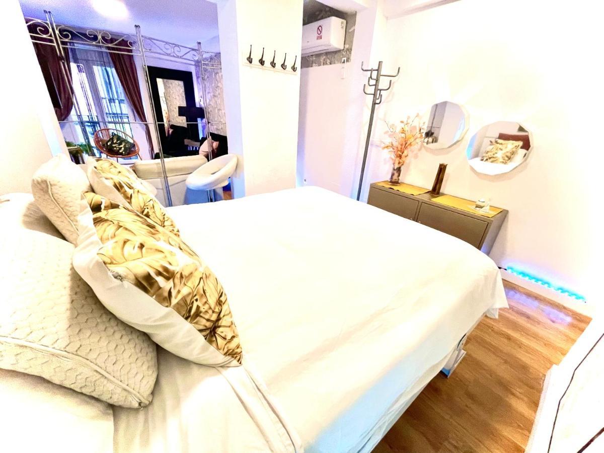Apartamento Delux マドリード エクステリア 写真